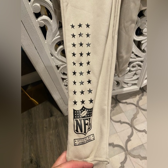 NFL Double Up Pullover Hoodie & Pants Set - Sand - Picture 6 of 10